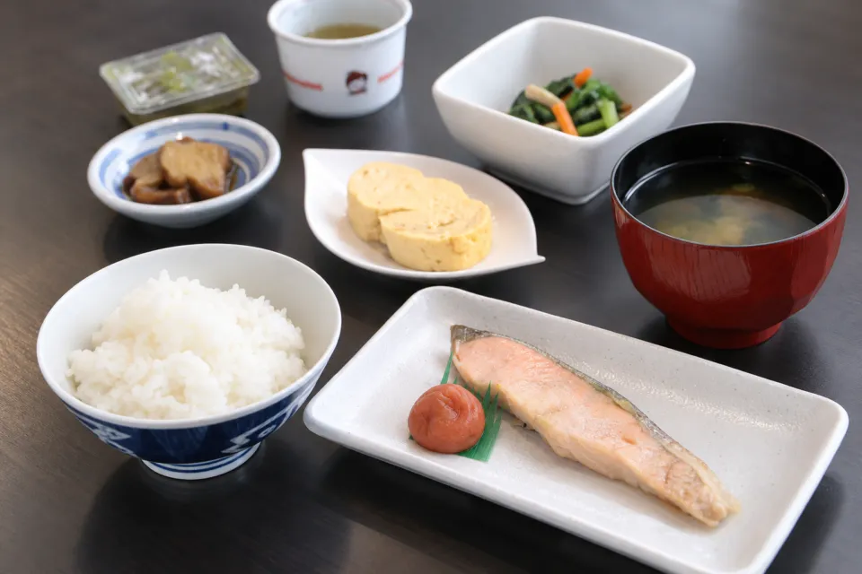 町家ホテル角館の季節限定朝食の和定食