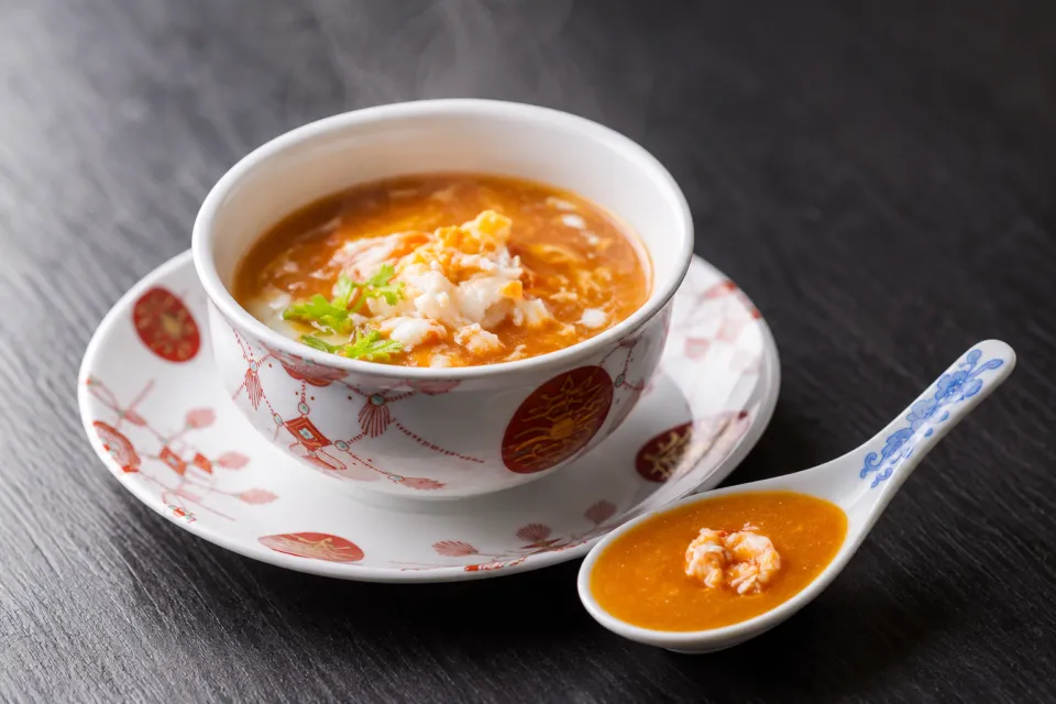 三朝薬師の湯 万翆楼のモサ海老と蟹のクリームスープ