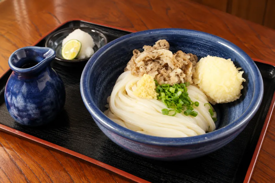 本格手打もり家高松本店のオリーブ牛ぶっかけうどん