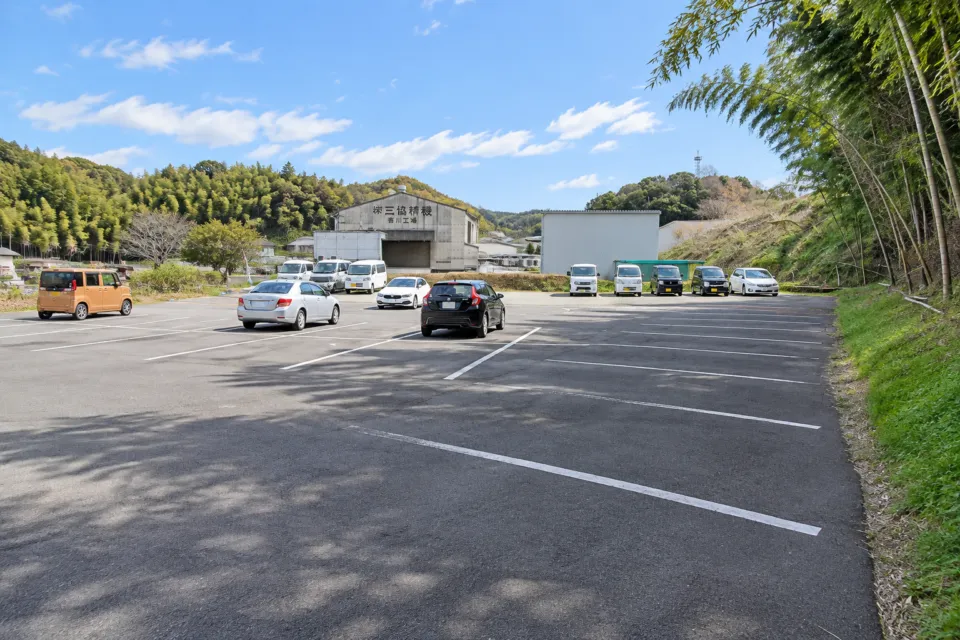 本格手打もり家高松本店の南側の駐車場