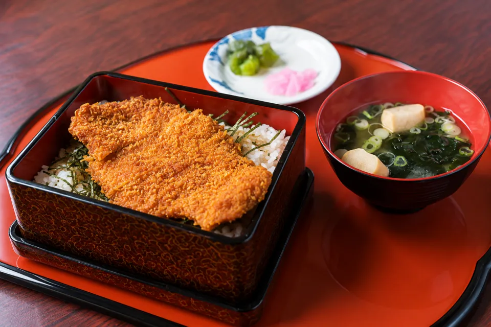 長瀞屋のソースカツ重