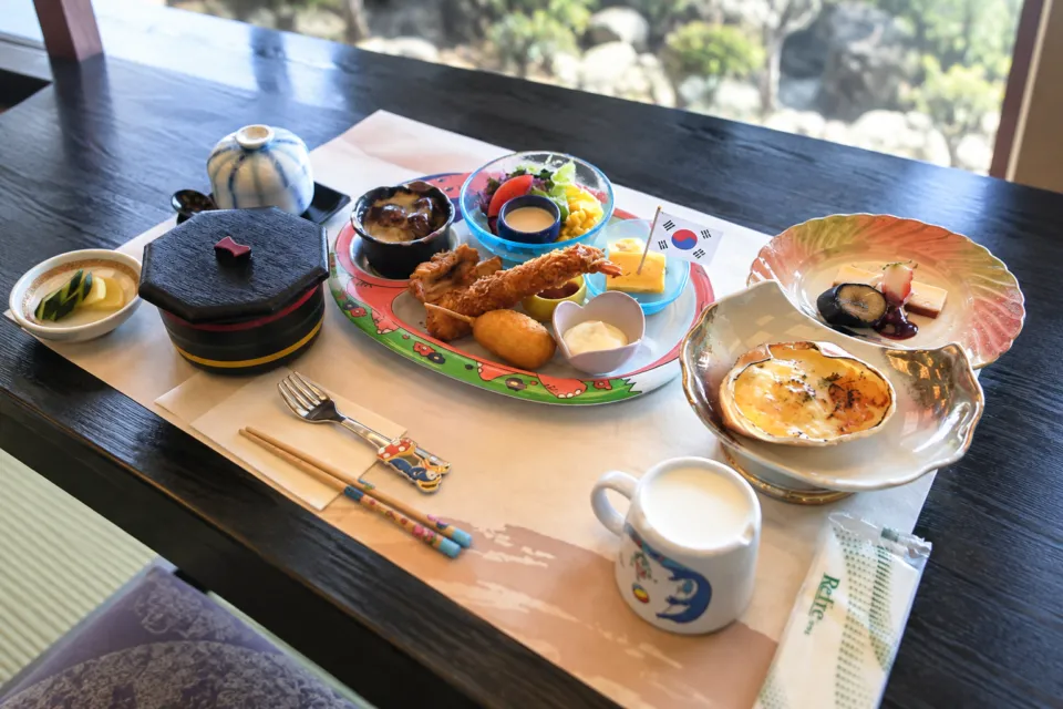 パレス松洲の子ども向けの盛り合わせ料理