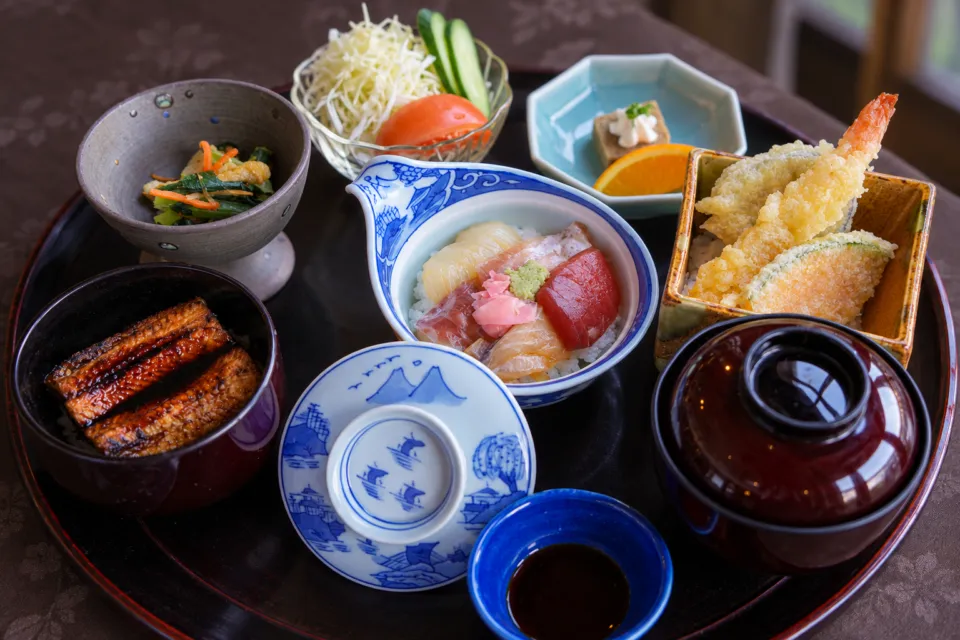レストラン蔦のみやび御膳の料理