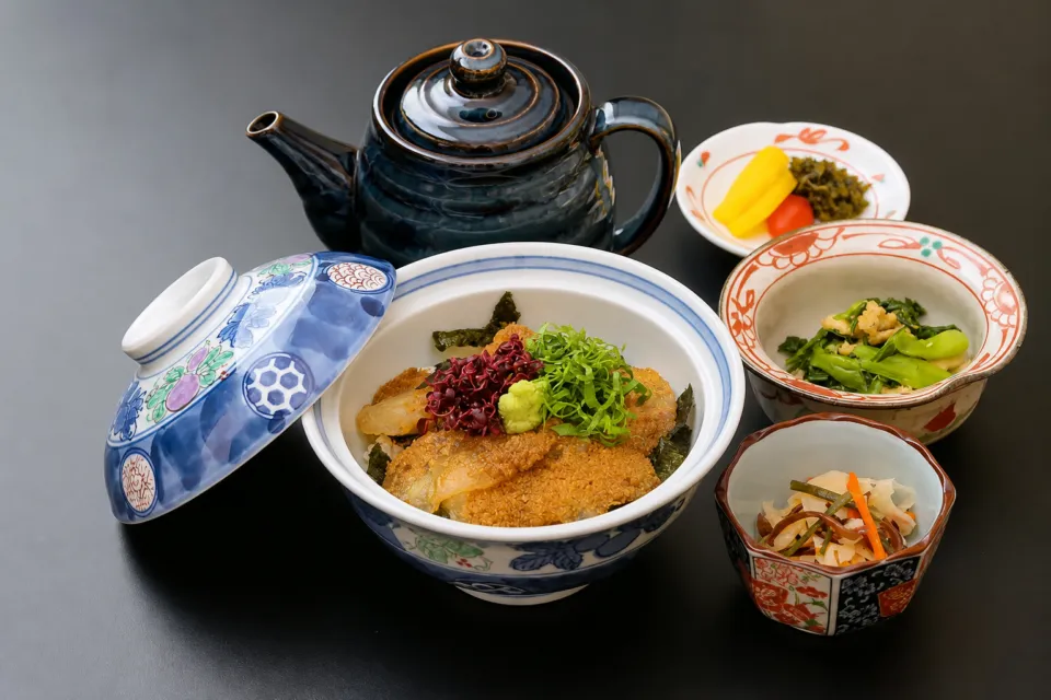 料理旅館 鶴形の名物 鯛茶漬け