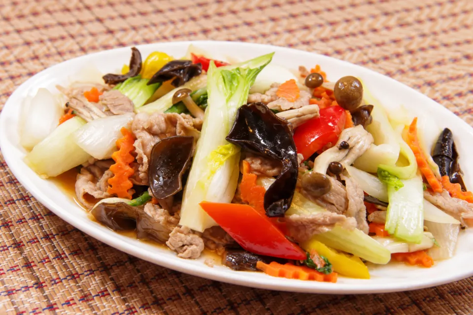 タイレストラン サバイの肉と野菜の炒め物