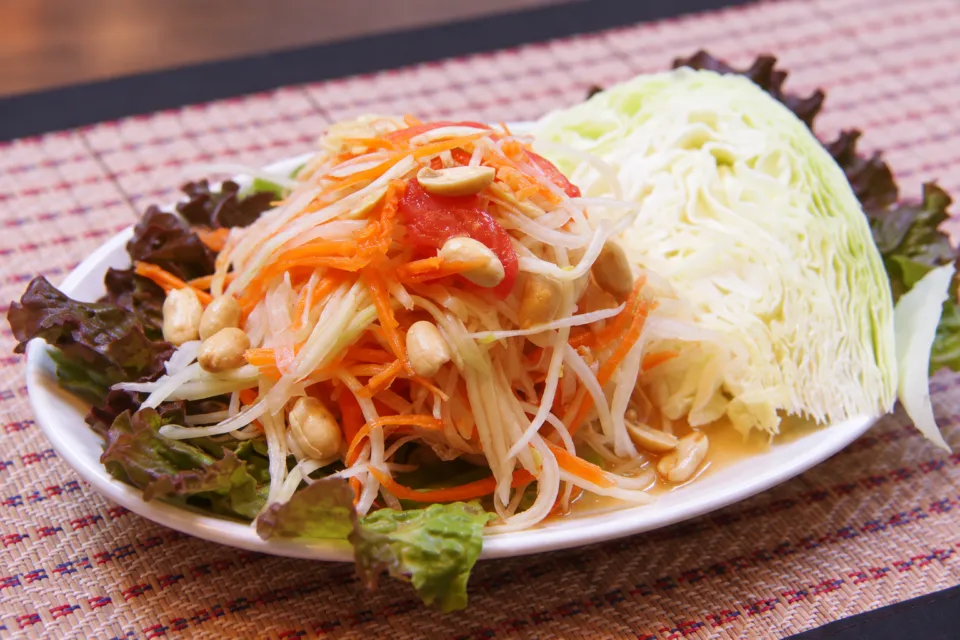 タイレストラン サバイのパパイヤのサラダ