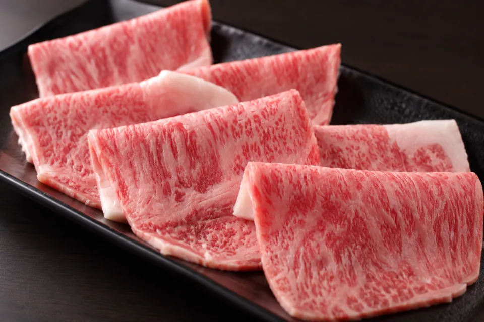 佐賀牛炭火焼肉 佐が家 武雄本店の霜降りの牛肉