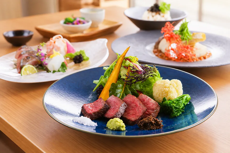 さんぽう西村屋 本店の牛肉と季節の野菜を組み合わせたコース料理