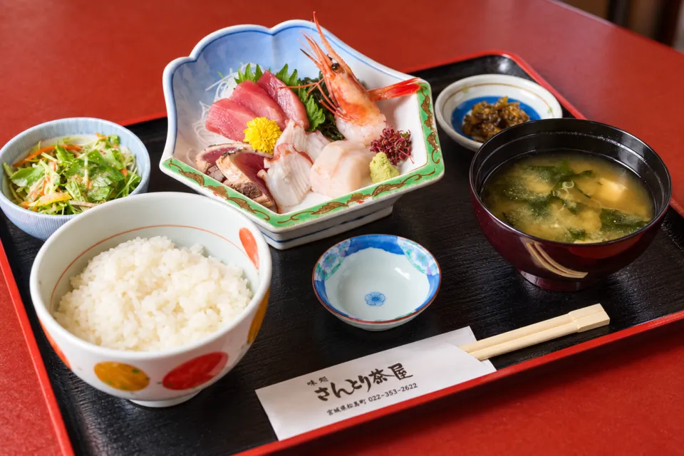 さんとり茶屋の近海刺身膳