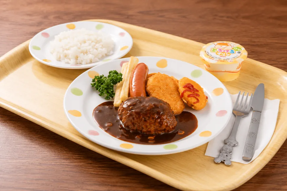 レストラン本陣の子ども向けのハンバーグプレート