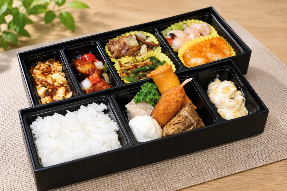 石林の特選豪華二段弁当