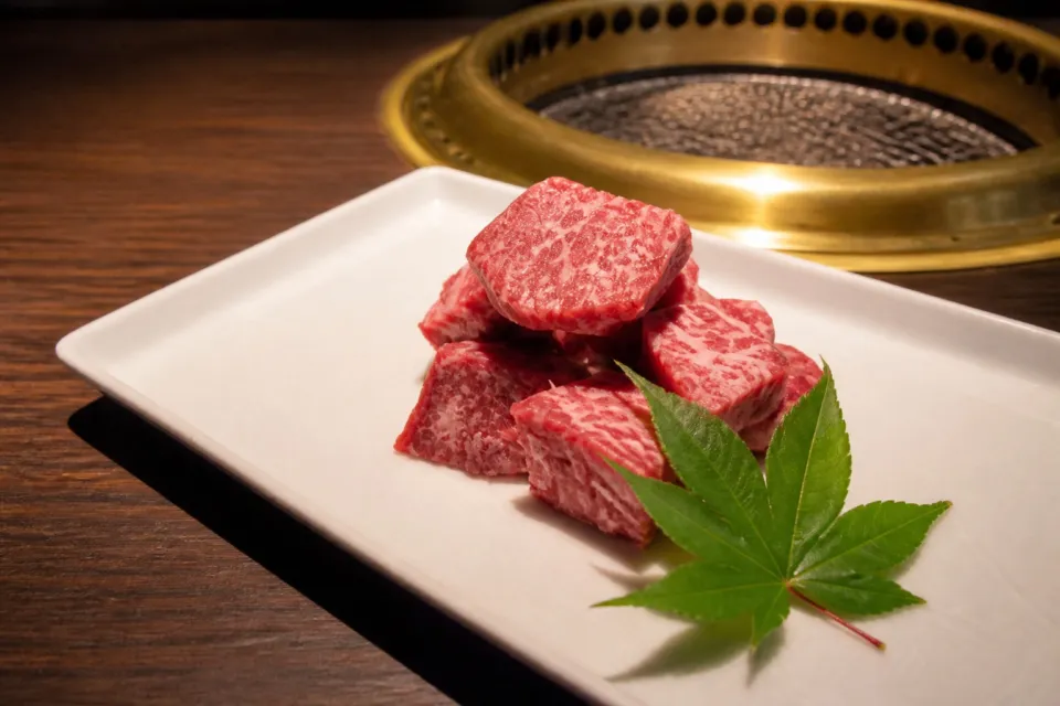 高千穂牛レストラン和（なごみ）の焼肉用に厚く切った高千穂牛