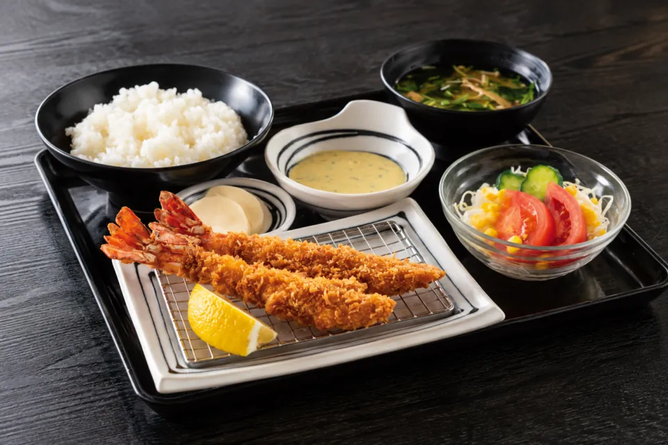 とんかつ味処 くらの海老フライ定食