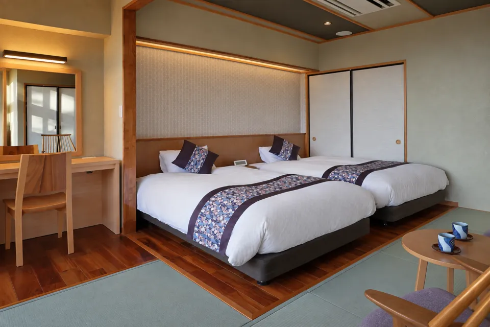 筑波山江戸屋の101 紫紺のベッドと畳