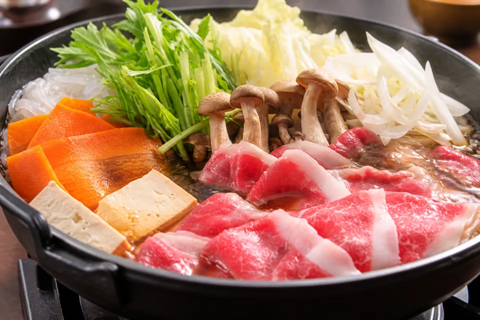馬桜 銀座通り店の馬肉と野菜の鍋