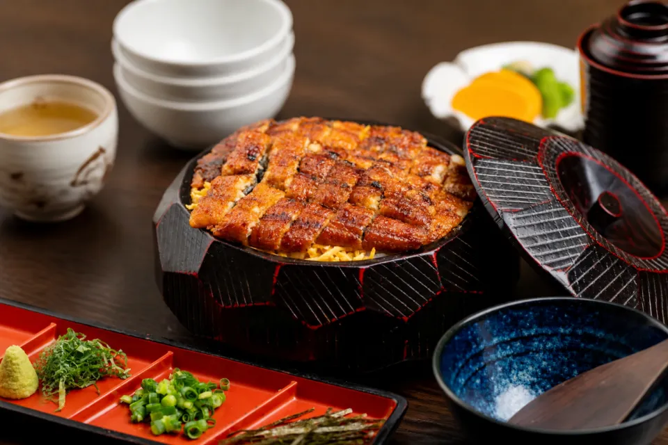 うなぎ処 鰻楽のひつまぶし