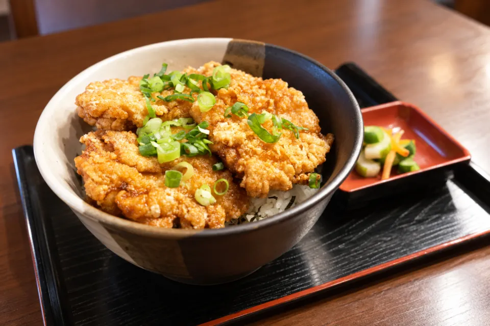 悠悠の唐揚げ丼
