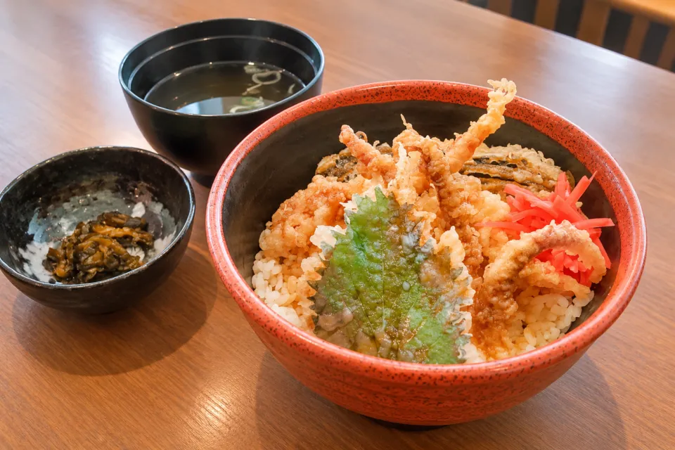 銀山大正ろまん館 お食事処の下足天丼