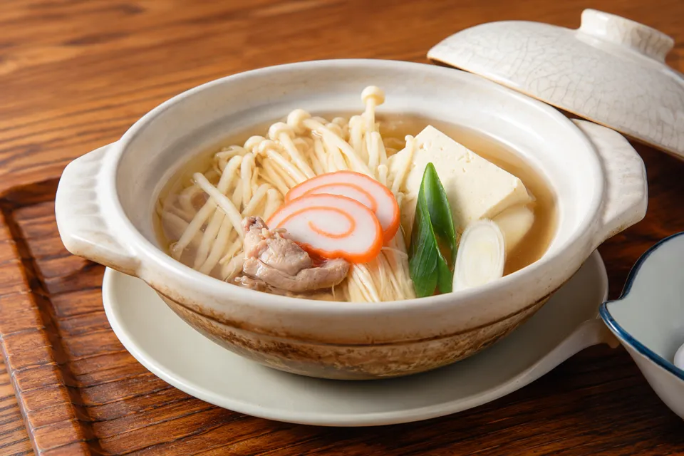 お食事処坂出の寄せ鍋風湯豆腐
