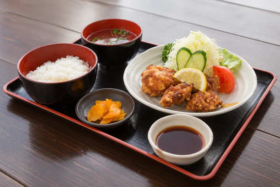 さぬき名物骨付鳥 田中屋の鶏の唐揚定食