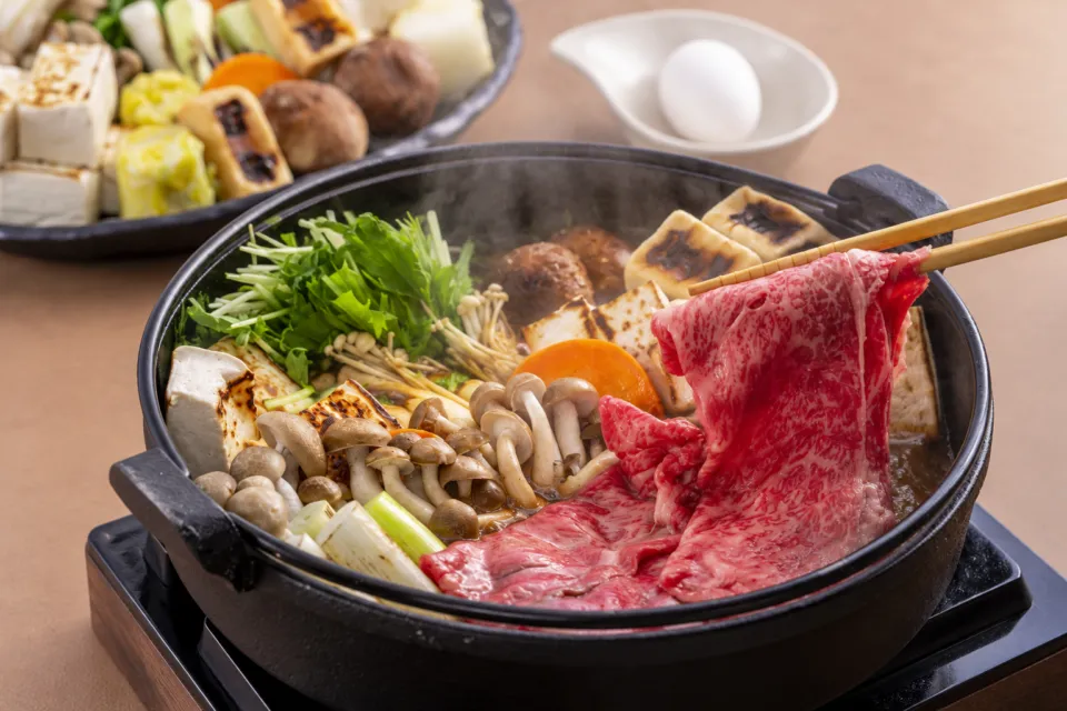 滋味創菜 百膳の夢の霜降り肉と野菜のすき焼き