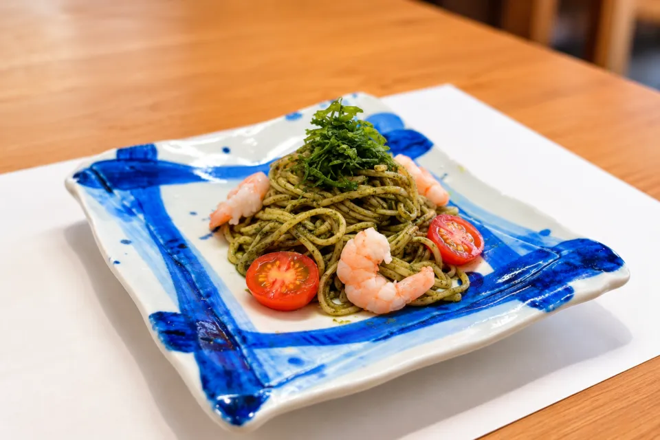 ギャラリーカフェ鵤樂舎の海老とバジルのパスタ