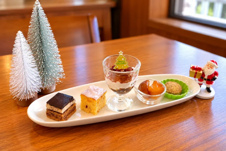ギャラリーカフェ鵤樂舎の小皿のスイーツアソート