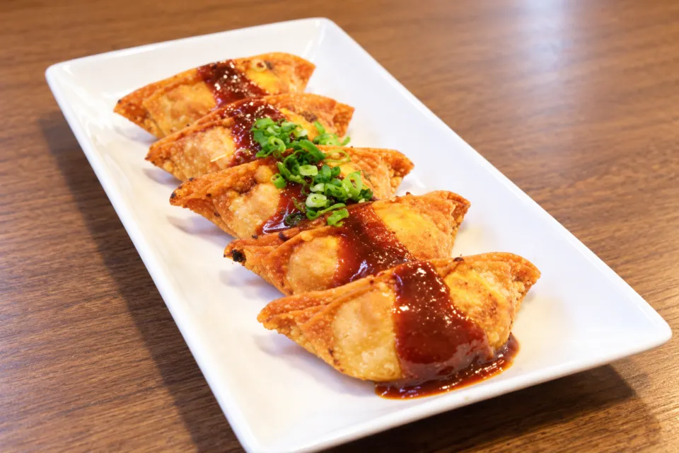 石松餃子 本店の辛みそだれの揚げ餃子