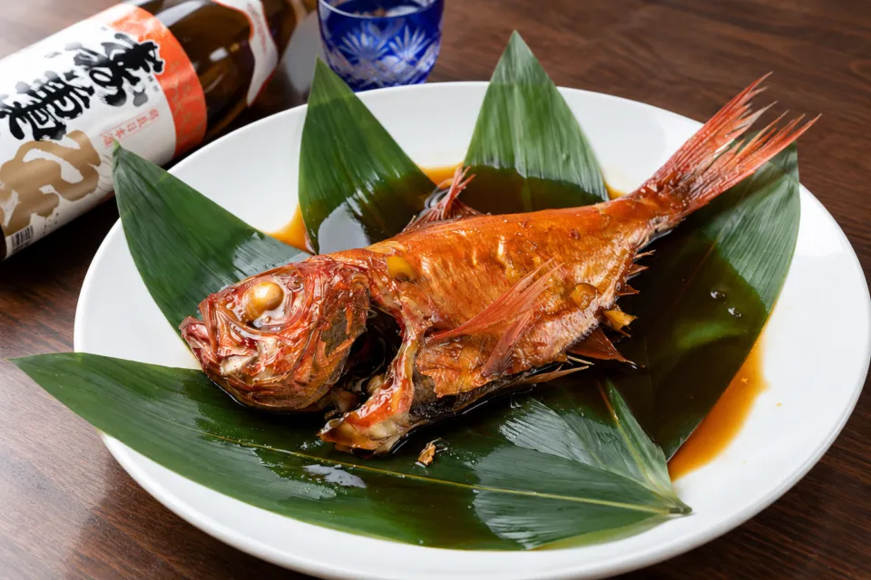 磯膳よしえいの煮魚を中心にした地魚御膳