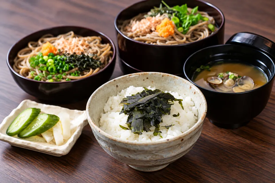 本格手打蕎麦 出雲 砂屋のそばとご飯の定食
