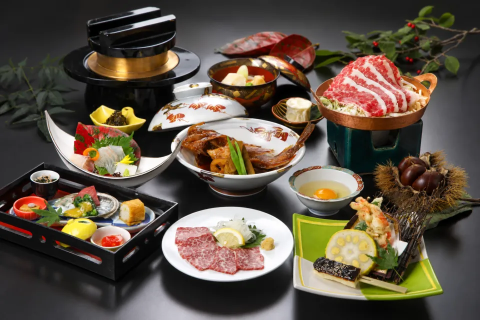 熊本郷土料理 青柳の鍋料理と刺身を組み合わせた会席