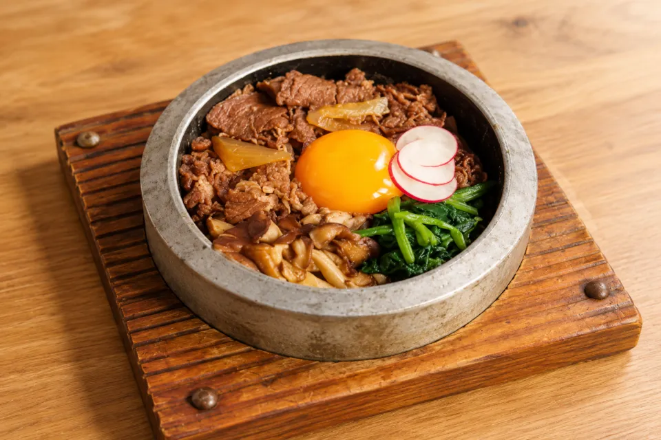 草津湯畑 まんてんの和牛焼きすきと舞茸釜めし