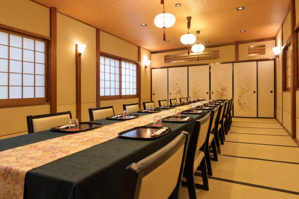 桑名 丁子屋の二階の花の間