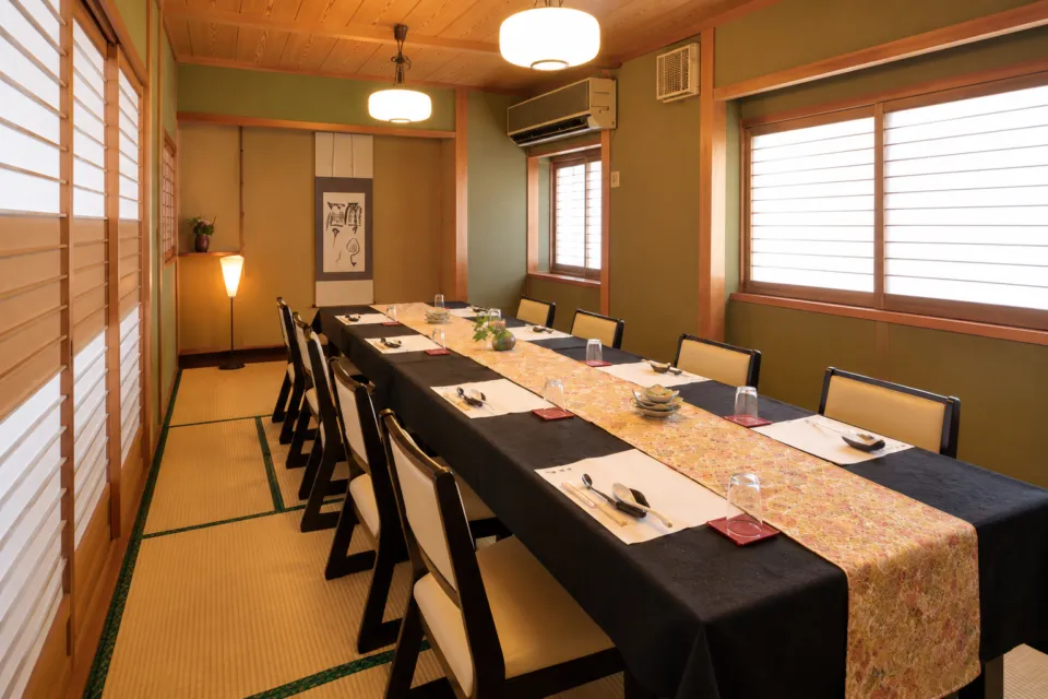 桑名 丁子屋の二階の月の間