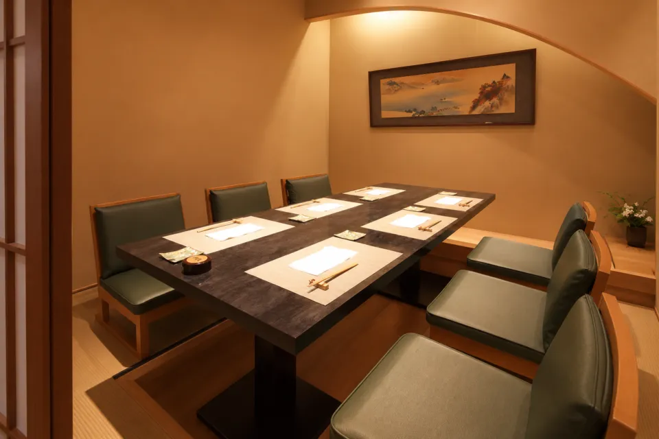 れすとらん松喜屋 本店の個室「湖椿」のテーブル席