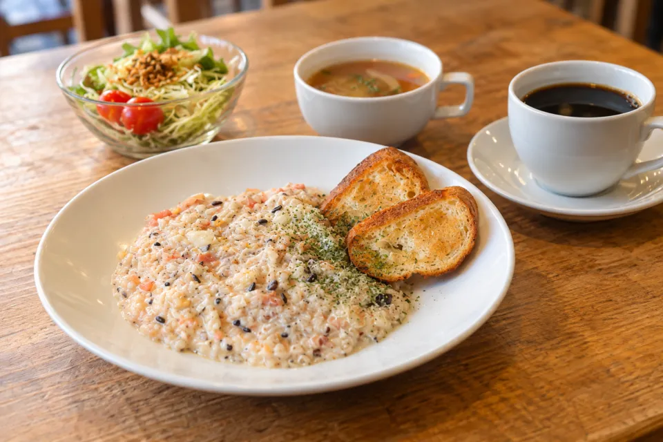 直島カフェ コンニチハのクリームチーズリゾット