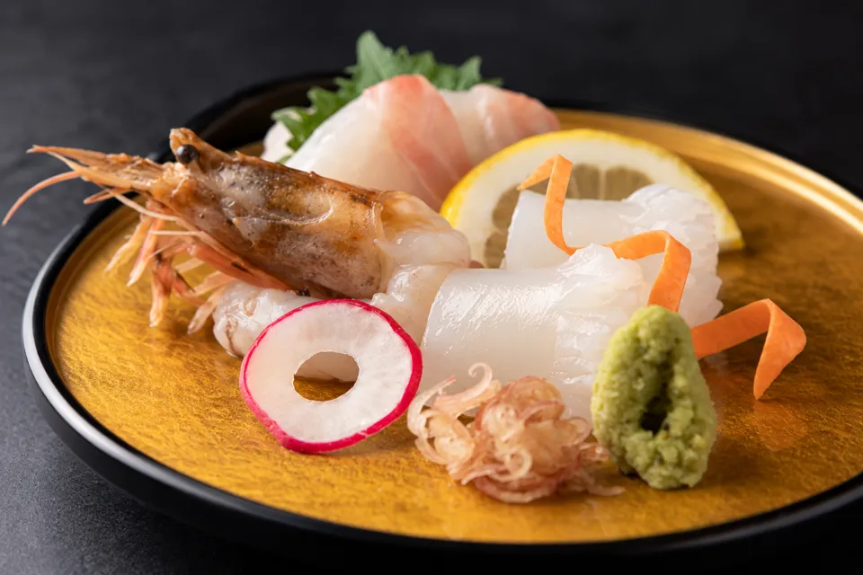 日本料理 鳥吉の魚介のお造り