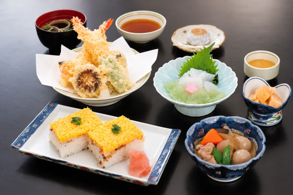 錦果楼の姫御膳の料理一式