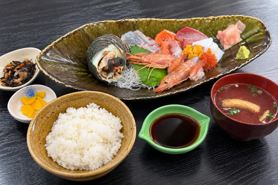 能島水軍の刺身定食