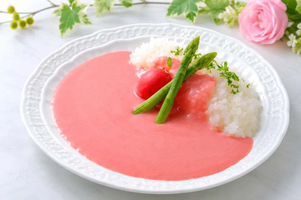 大榎庵の花を背景にしたピンク華麗