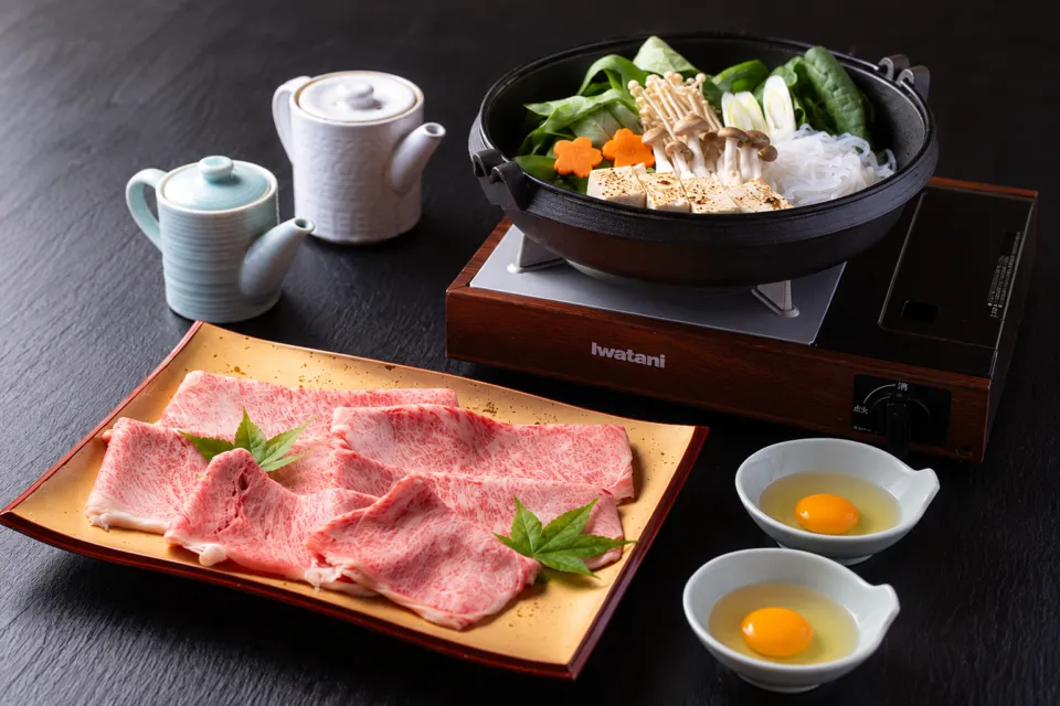 翁 本家の牛肉と鍋の料理