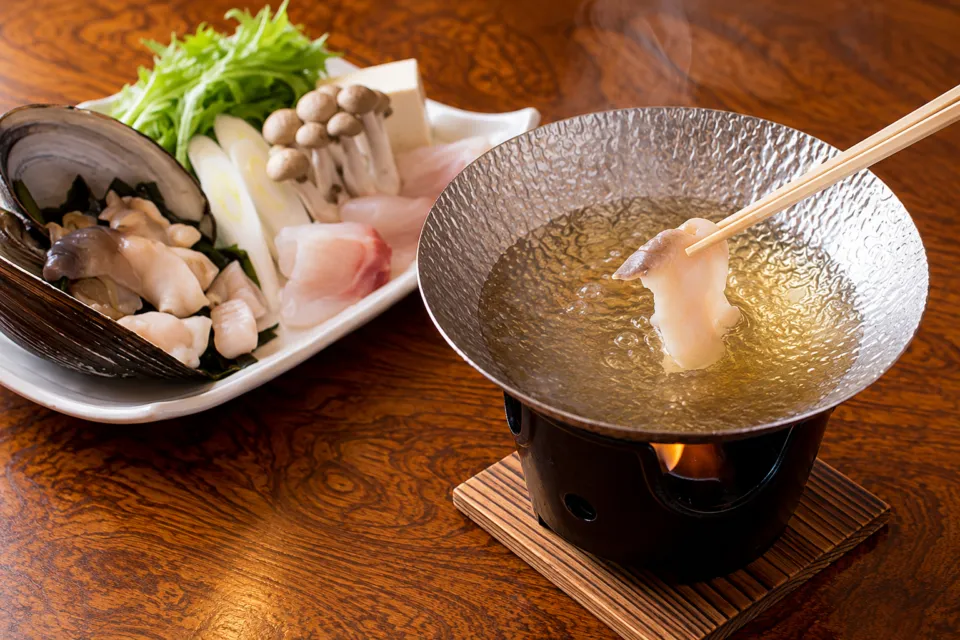 割烹旅館 肴屋本店のホッキ貝のしゃぶしゃぶ