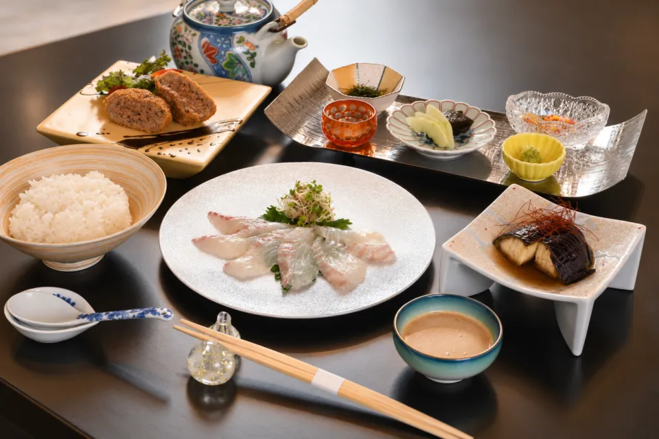 白浜kappou kawanishiの料理を組み合わせたコースの一例