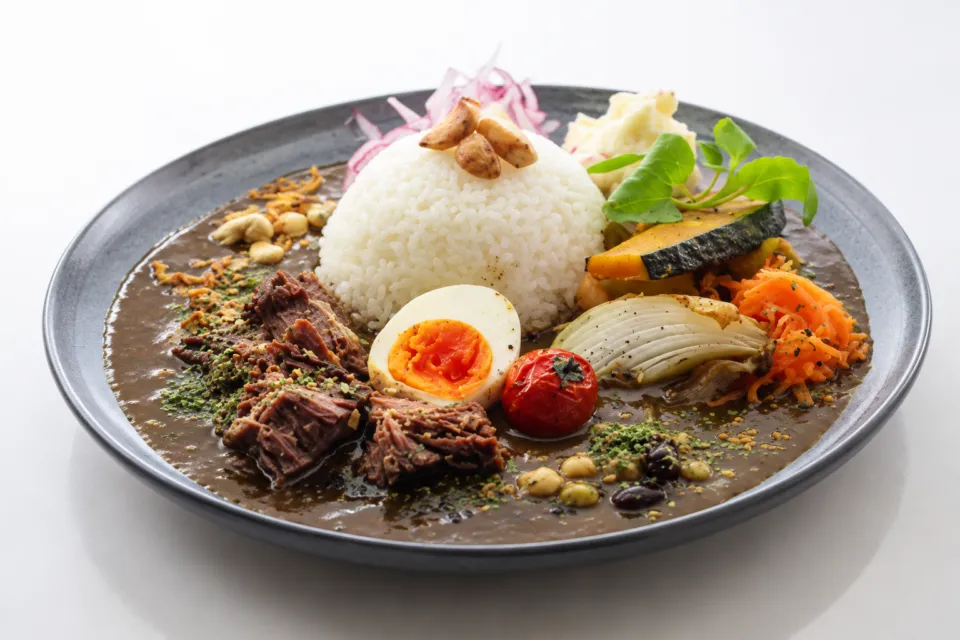 カフェ＆ガーデン しらさぎ邸の特製黒カレー
