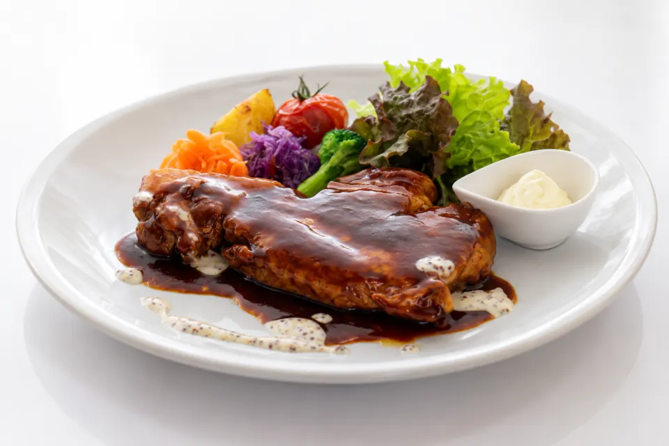 カフェ＆ガーデン しらさぎ邸のロース肉のポークソテー
