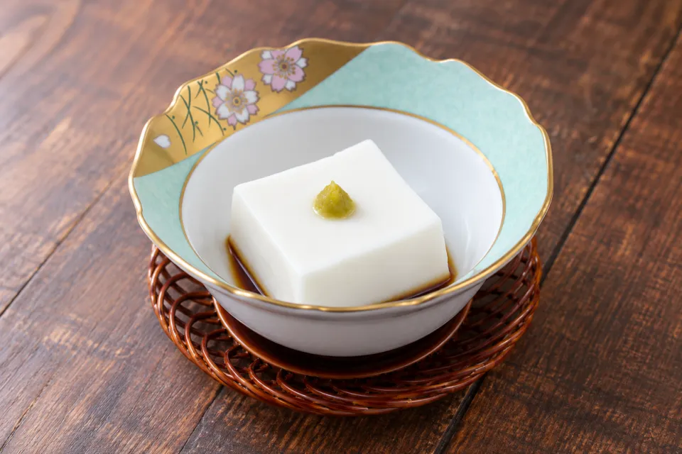 Shojin Dining 桐宝珠のごま豆腐の盛付