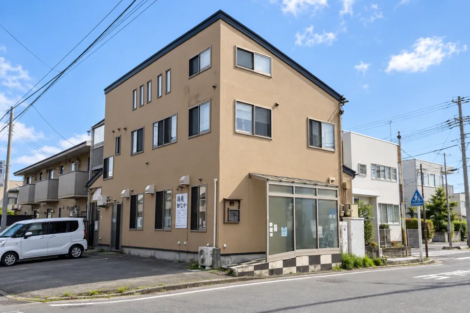 酒庵 田なかの住宅風の店舗外観