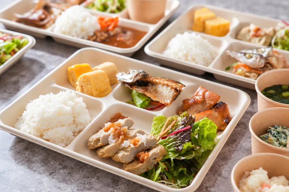 スーパーホテル宇和島駅前天然温泉の無料朝食の盛り付け例