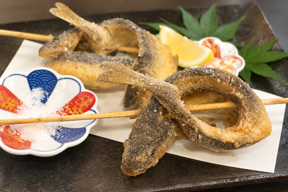 鮎料理の丹一の鮎のから揚げ