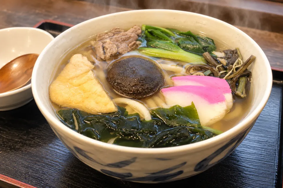 宗家 金毘羅饂飩 狸屋の具だくさんの金毘羅饂飩